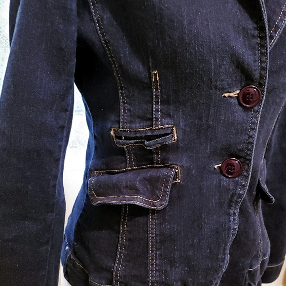 Rafaella Fitted Jean Jacket - Picture 3 of 6